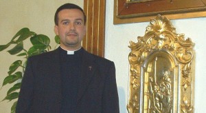 Sacerdote, avrebbe molestato 17 minorenni in una parrocchia del Catanzarese: chiuse le indagini