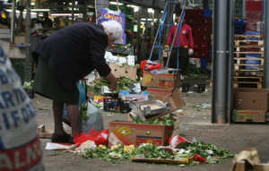 >>>ANSA/POVERTA': OTTO MILIONI DI POVERI IN ITALIA, 3 MILIONI INDIGENTI