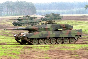 Cresce la tensione in Europa: I carri armati tedeschi non sono in grado di fronteggiare i T-90 russi.
