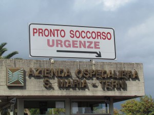 Appalti truccati, arresti e sequestri in tutta Italia: regali e favori ai primari per truccare le gare sui macchinari anti-cancro
