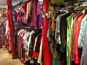 PaoloSarpi_Oriente_Store_Abiti-592x444