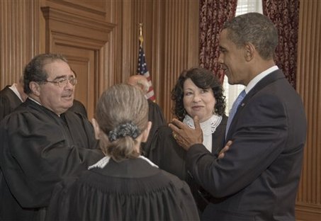 Il Giudice della Corte Suprema USA Antonin SCALIA, prima della sua morte aveva un incontro segreto in Texas con Obama