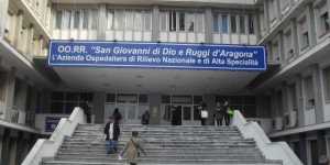 Blitz al Ruggi di Salerno: Medici facevano saltare liste di attese ai malati di tumore per soldi