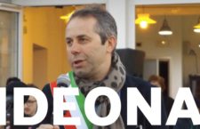 Il sindaco di Giovinazzo si raddoppia lo stipendio: “Così avrò più soldi per aiutare i poveri”
