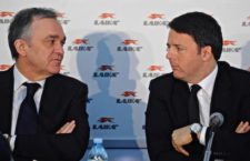 Il presidente del consiglio Matteo Renzi, con il presidente della regione Enrico Rossi,  in occasione dell' inaugurazione dello stabilimento Laika, 26 Febbraio 2016. ANSA/MAURIZIO DEGL INNOCENTI