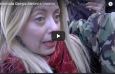 Livorno, contestata Giorgia Meloni: “Vattene fascista”.