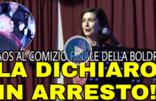 Contestatori tentano di «arrestare» Laura Boldrini