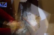Blitz antiriciclaggio a Bari, soldi nascosti tra le mura di casa: sequestrati 31 milioni [VIDEO]
