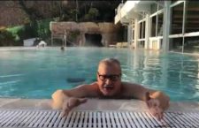 Vittorio Sgarbi: “Spendo più di 30 mila euro al mese, 7 mila solo per l’affitto”
