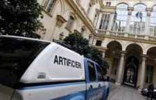 Torino: pacco bomba contro Appendino a Palazzo Civico, sospeso il consiglio comunale
