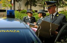 Usura ed estorsione nel napoletano: quattro arresti a Nola, una donna ai domiiliari