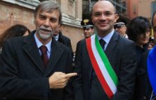 Spartizione di appalti e nomine: scandalo travolge il PD a Reggio Emilia. 33 indagati tra cui la moglie del sindaco
