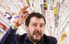“Presi 10 cinesi”: Salvini anticipa gli arresti a Prato ma l’operazione è ancora in corso, la Procura ‘irritata’