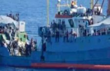 Favoreggiamento immigrazione: nave di Ong tedesca sequestrata a Lampedusa: «Presunti contatti con scafisti»
