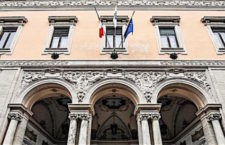 Il morente governo PD, Renzi-Gentiloni nomina i 48 consiglieri del Cnel resuscitato