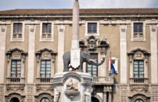 A Catania diventa ufficiale il fallimento comunale più grande d’Italia: sepolta sotto 1,6 miliardi di debiti