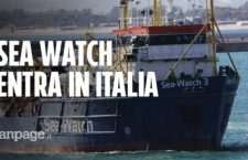 Sea Watch forza il blocco: entriamo in porto a Lampedusa, i naufraghi sono allo stremo