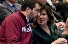 Di Maio: “Salvini sta andando dal notaio con Berlusconi”. Al Senato il PD contro la Casellati