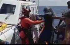 Migranti, sbarchi dalla Eleonore e Mare Jonio scatenano l’ira di Salvini