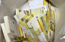 Milano: Fermata una banda di truffatori. Tentano di acquistare criptovalute con banconote false